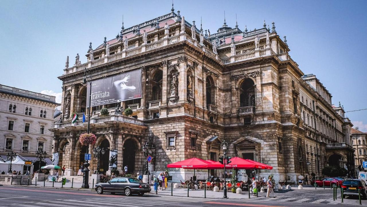 Luxe, Historic Home Downtown Landmarks 19 Century Budapest Eksteriør billede